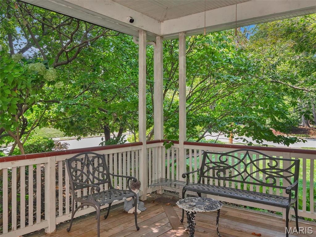 164 Plant Avenue