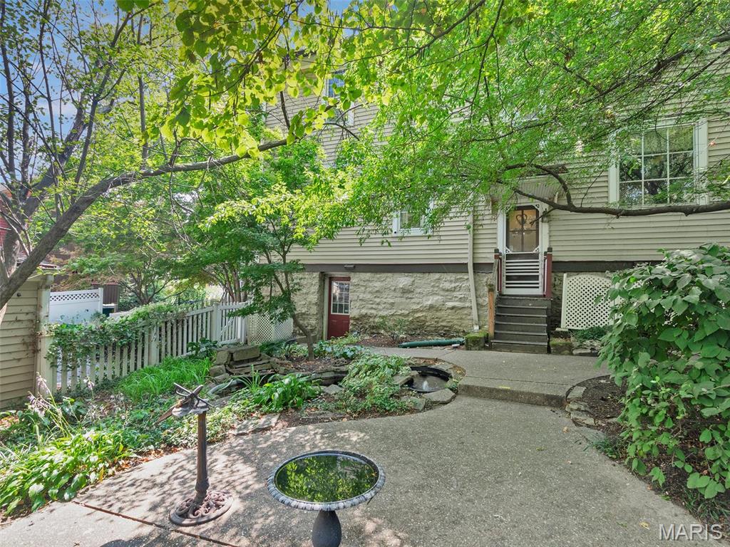 164 Plant Avenue