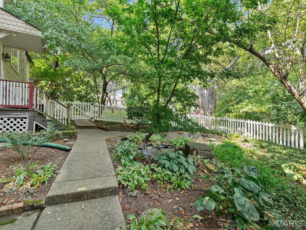 164 Plant Avenue