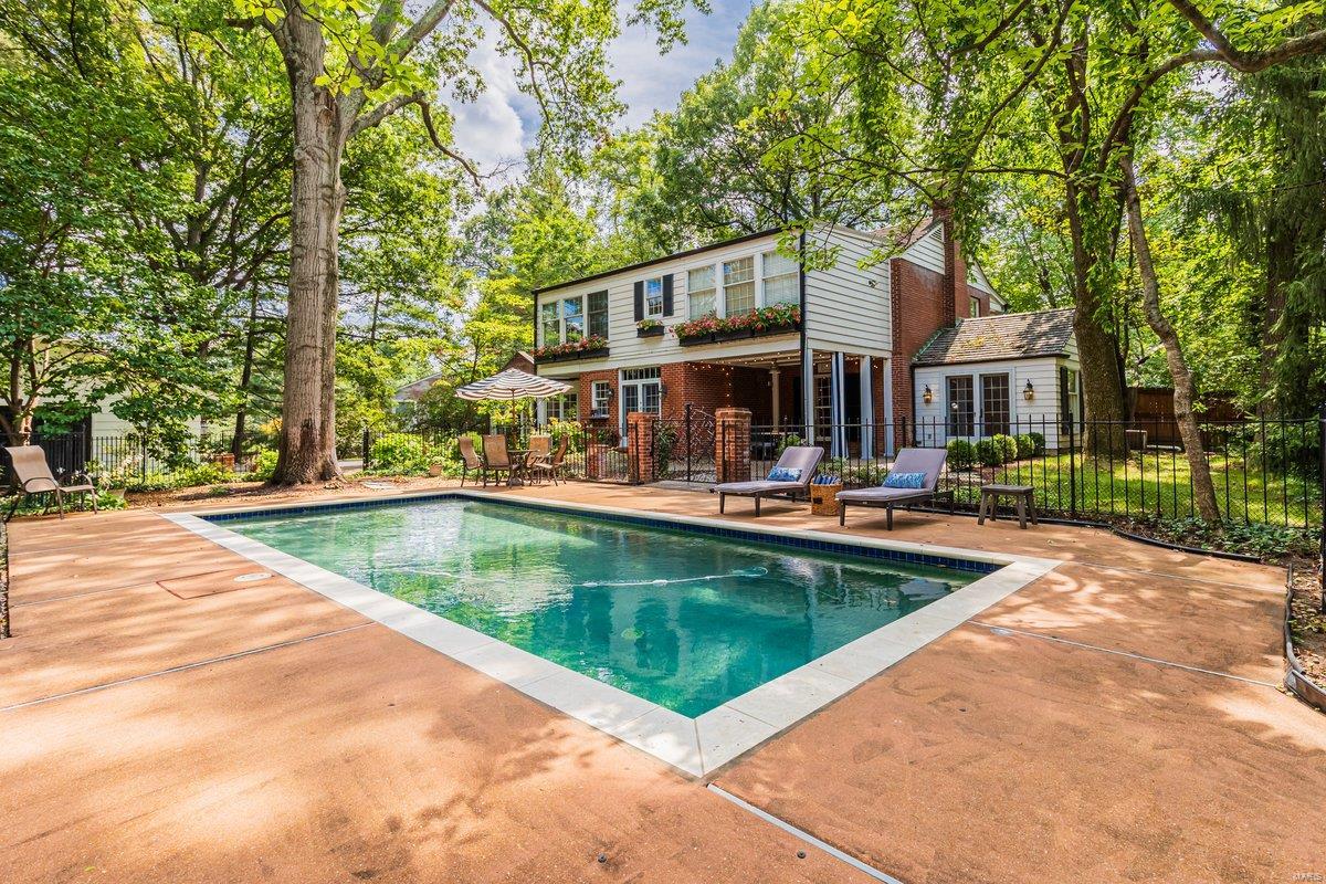 26 The Orchards Lane