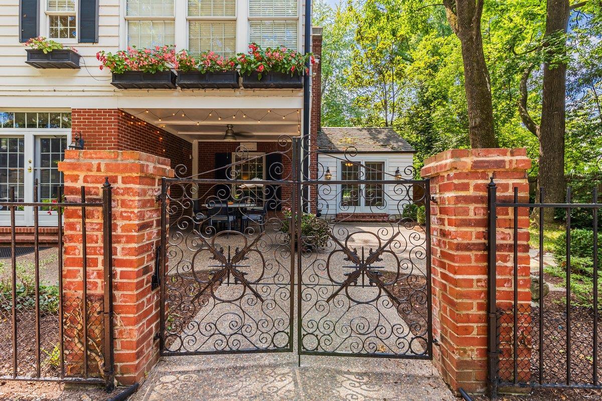 26 The Orchards Lane