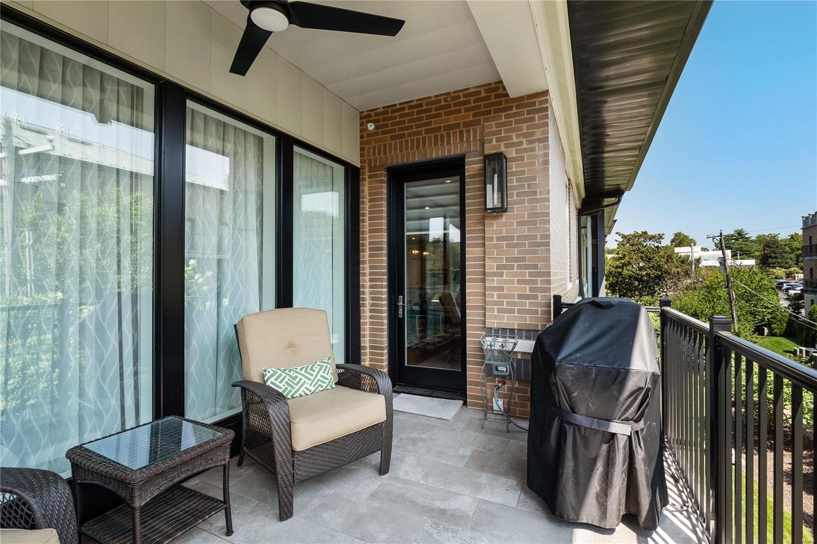 51 Topton Way Unit: 302