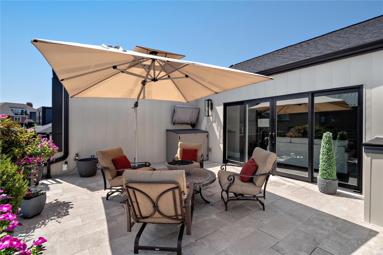 51 Topton Way Unit: 302