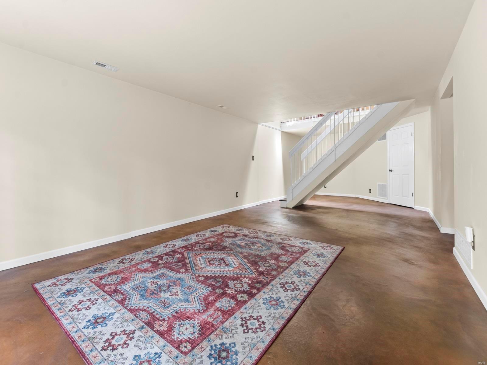 15090 Green Circle Drive