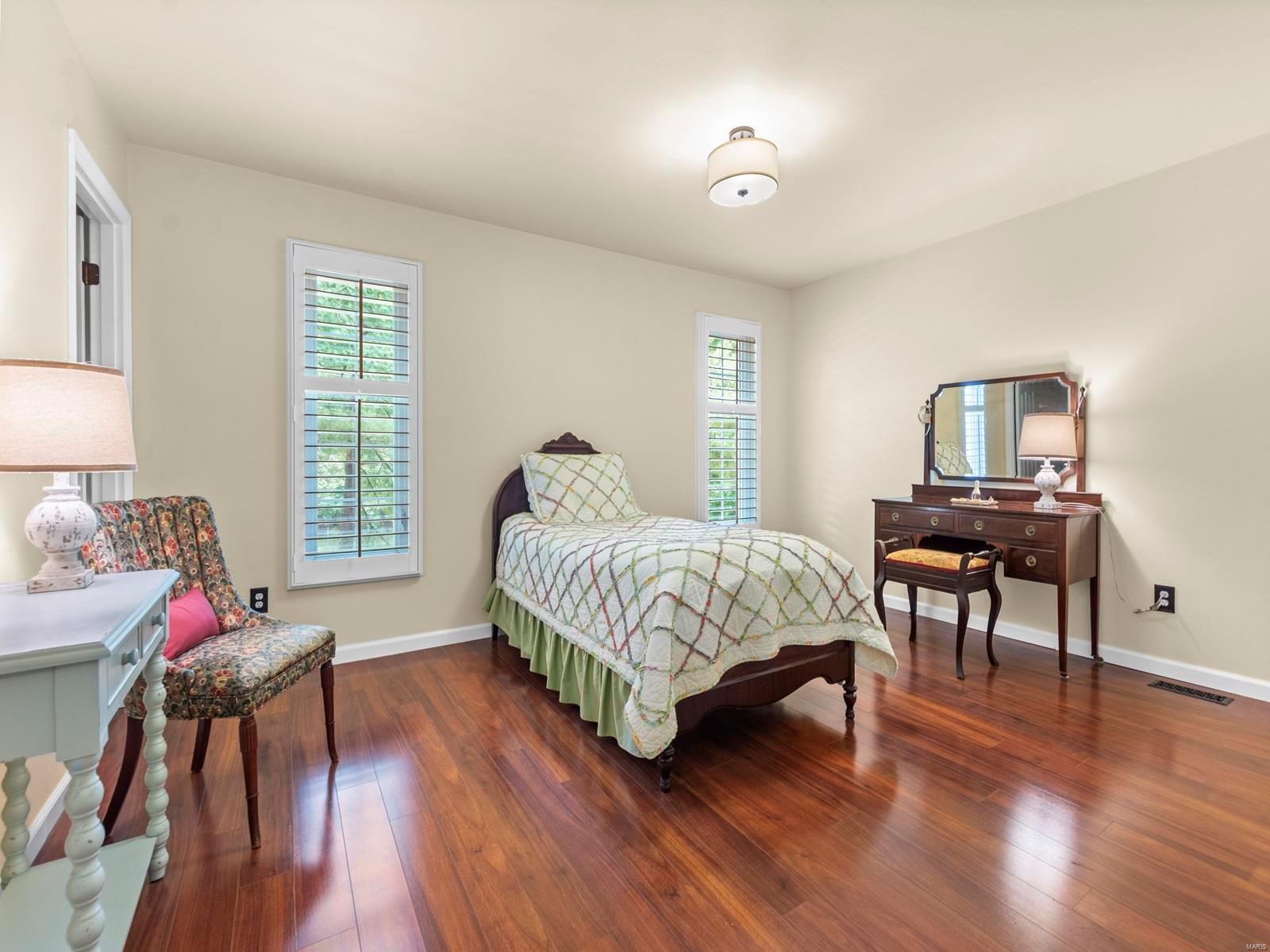 15090 Green Circle Drive