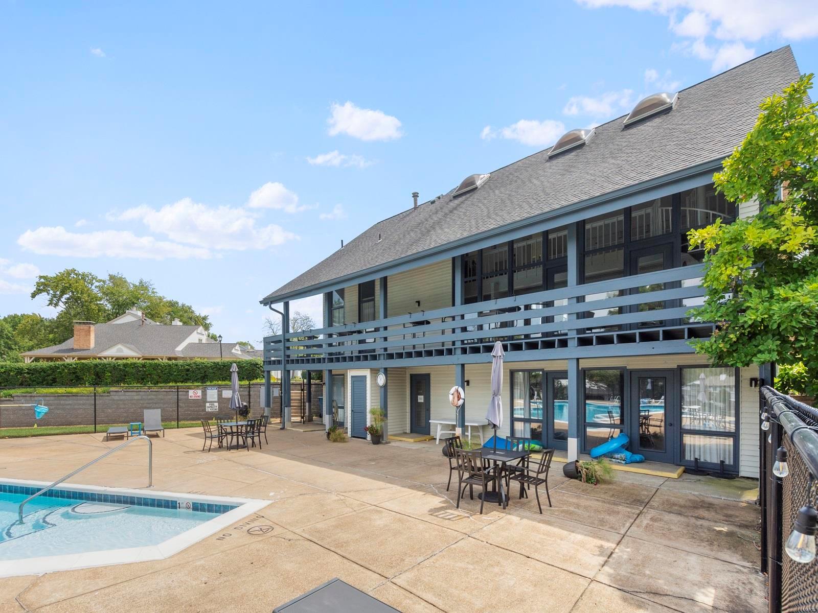 15090 Green Circle Drive