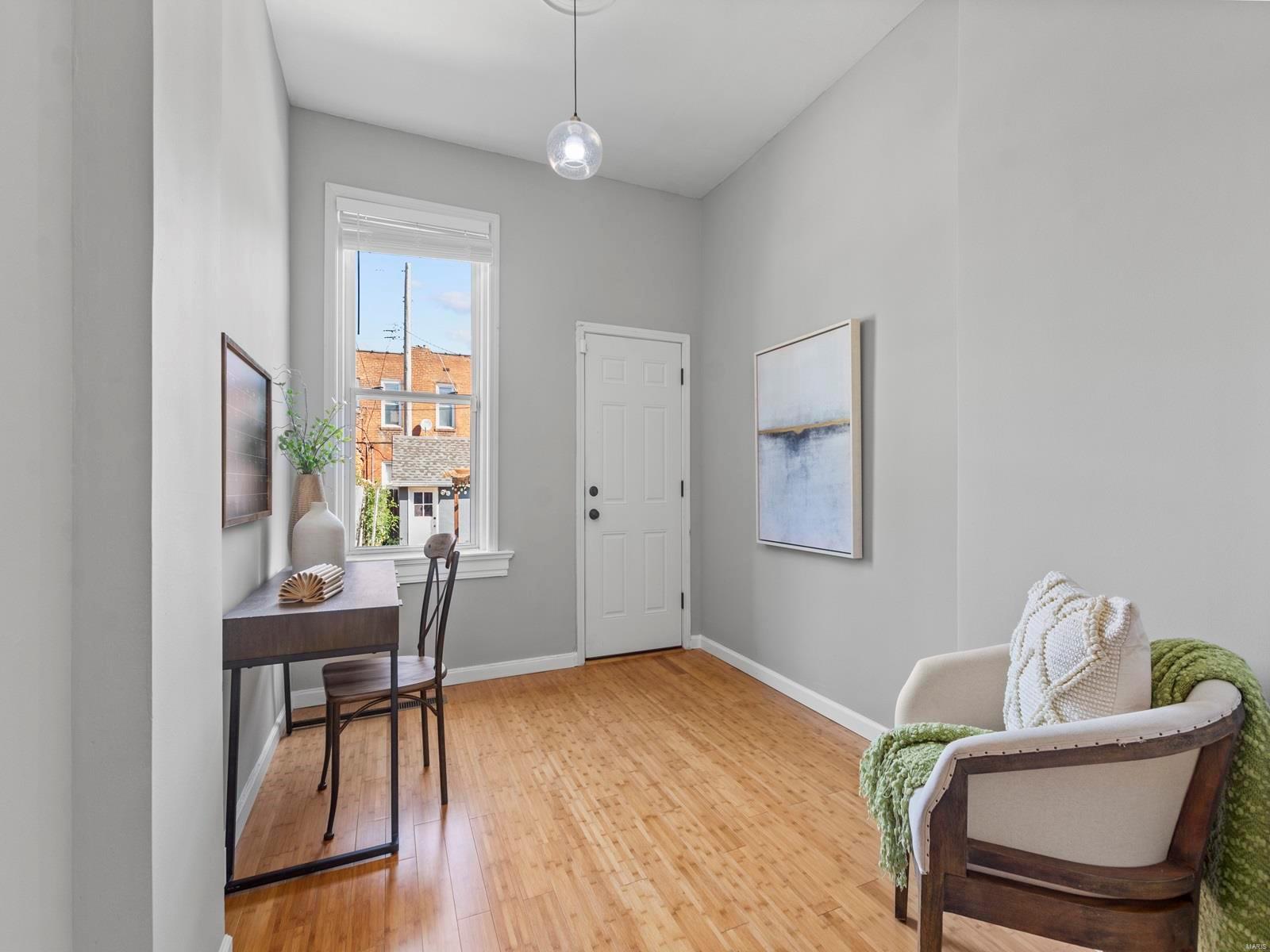 3129 Pestalozzi Street