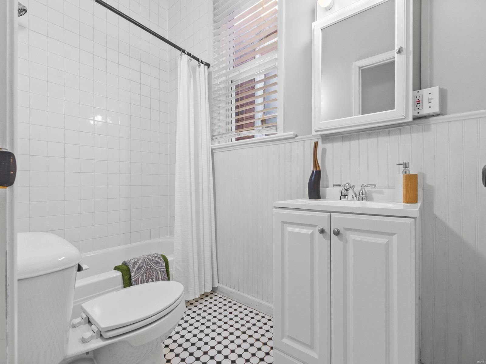 3129 Pestalozzi Street