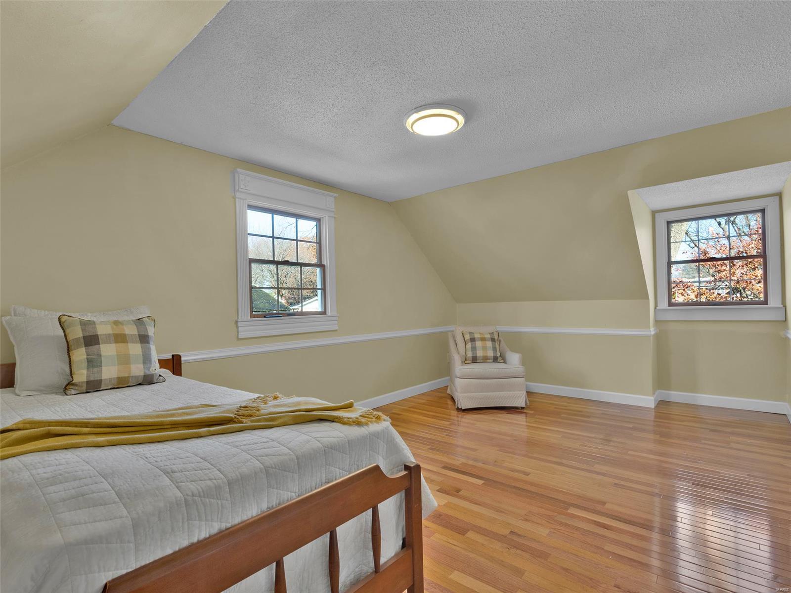 660 Washington Street