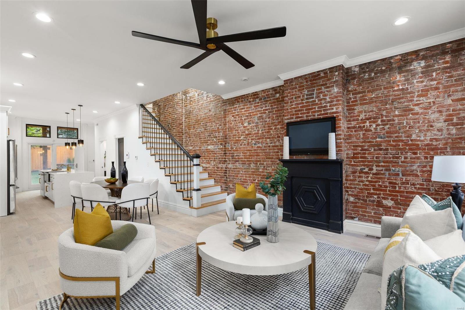 1034 Shenandoah Avenue