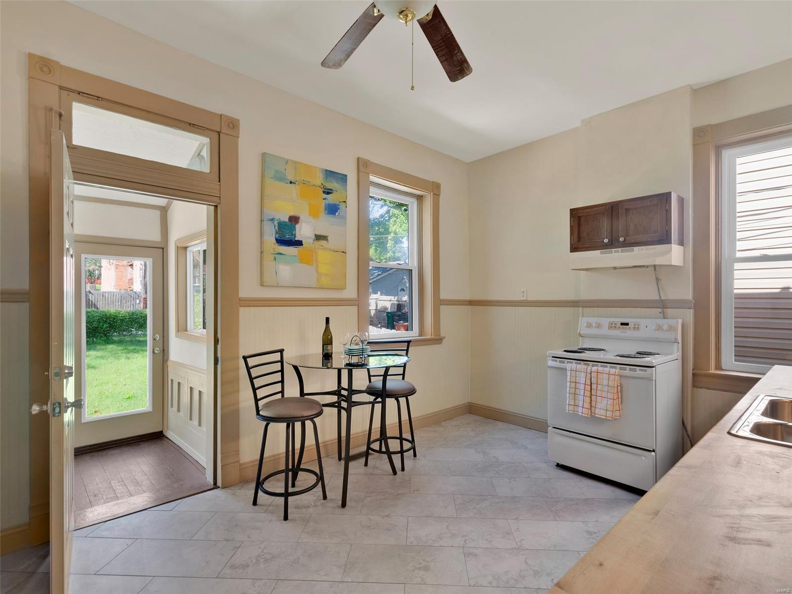 7211 Pennsylvania Avenue