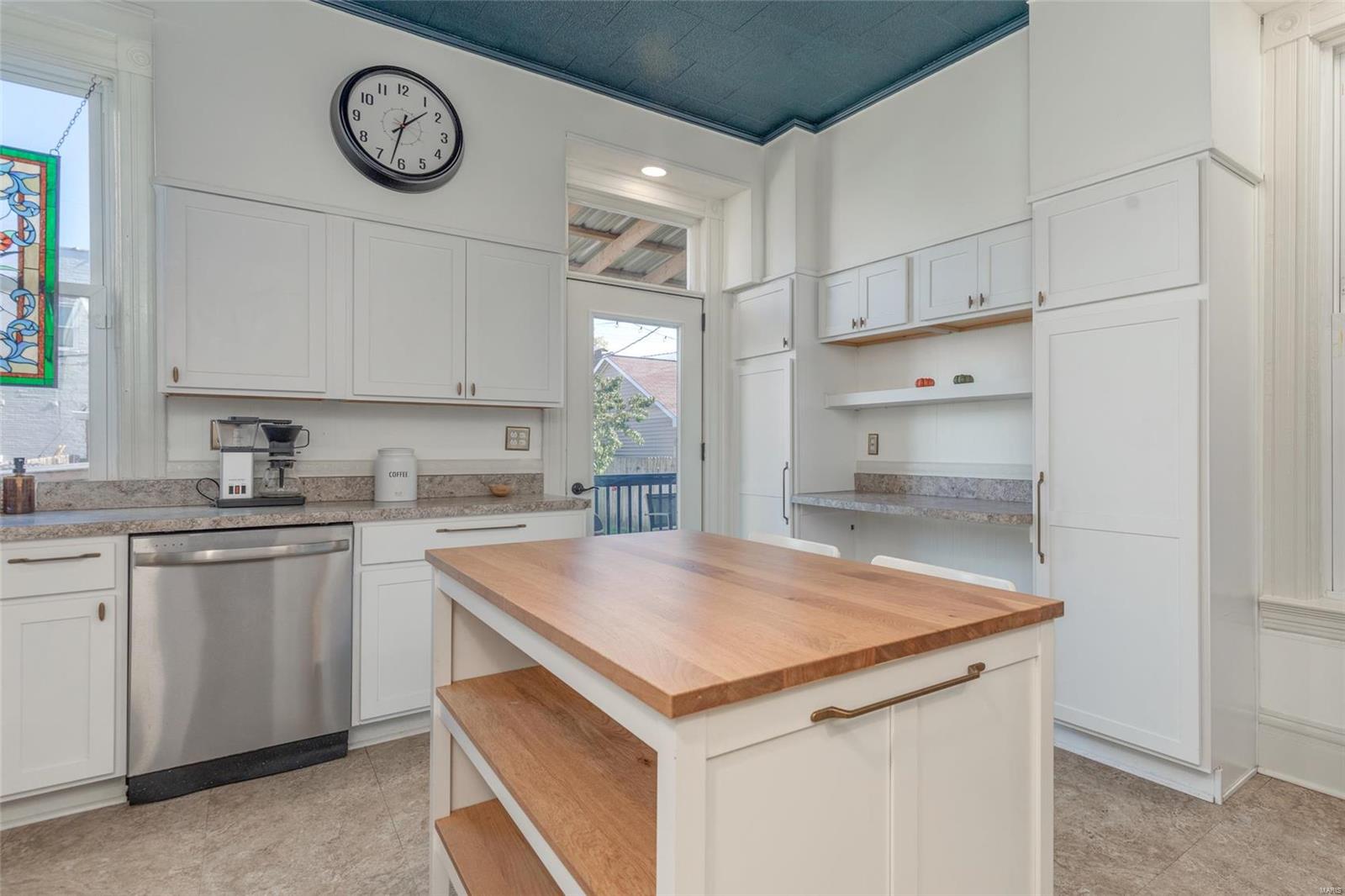 2320 Arkansas Avenue