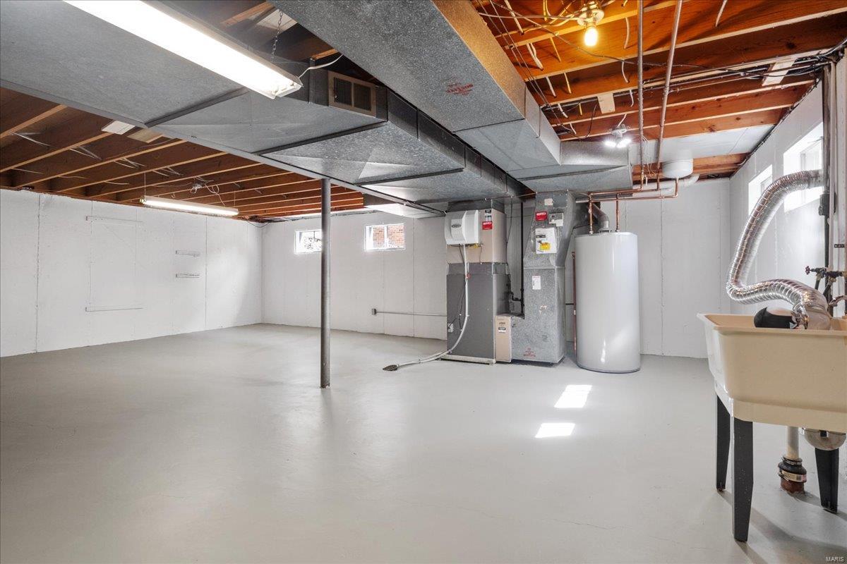 11920 Country Club Drive