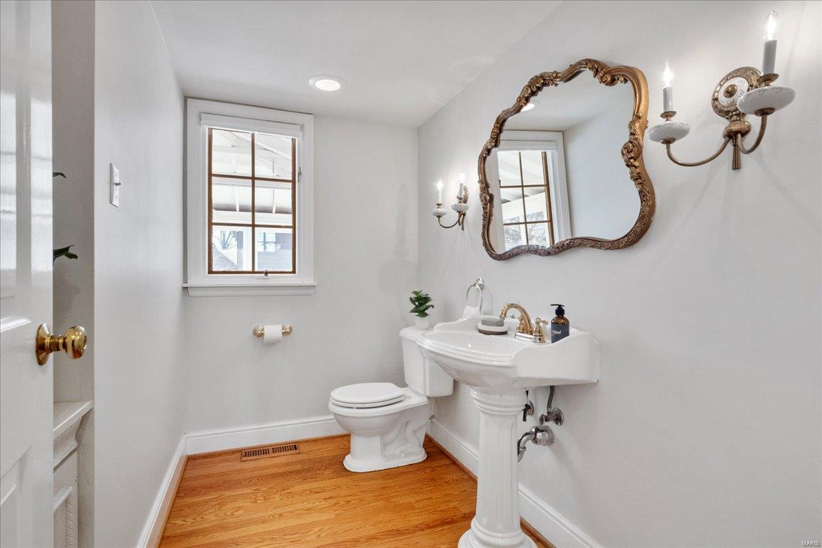 11920 Country Club Drive