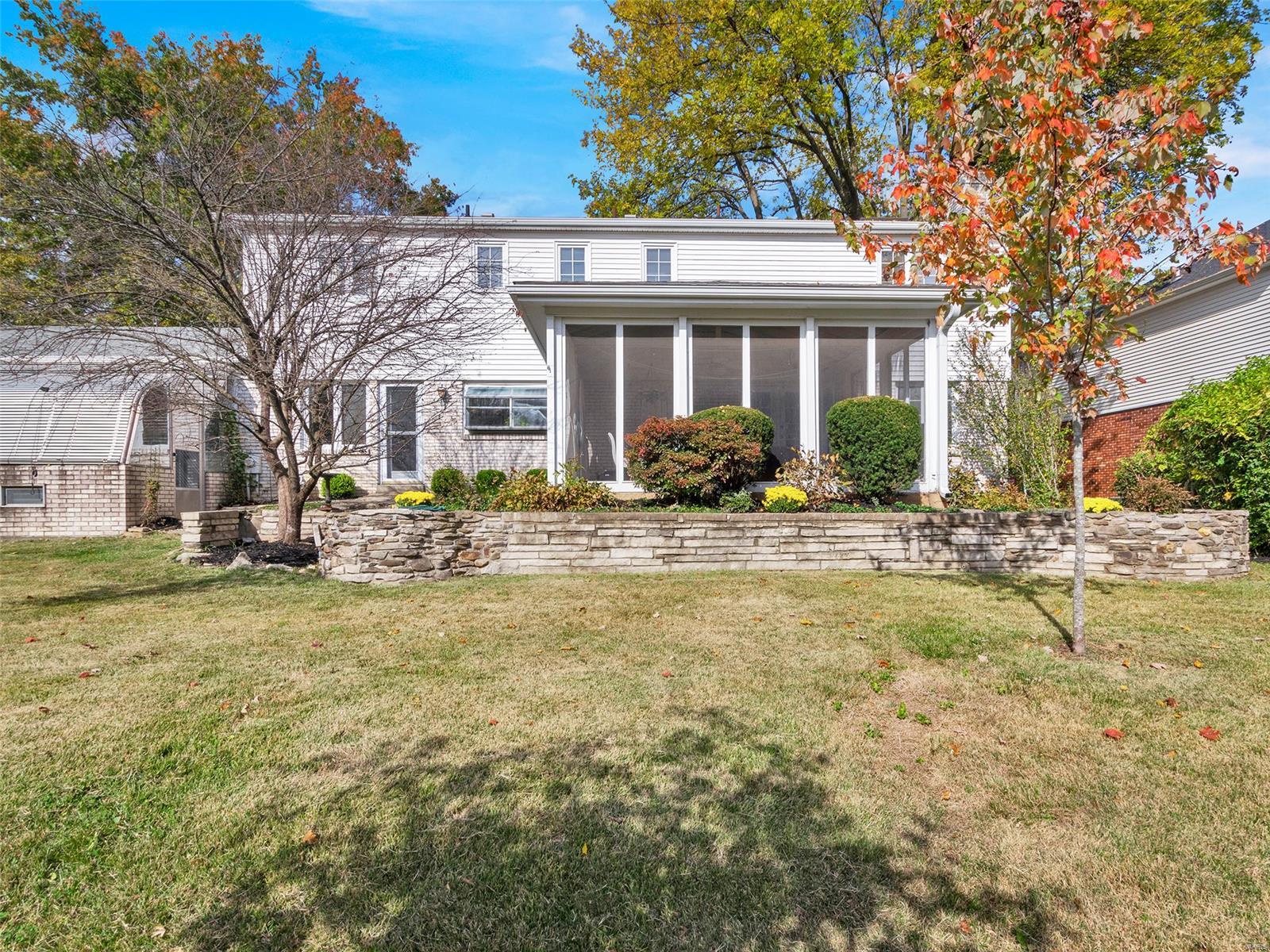 11920 Country Club Drive