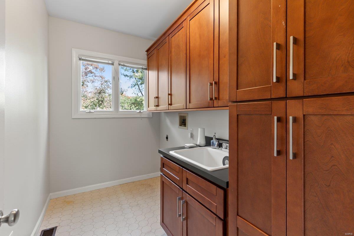 366 West Point Court