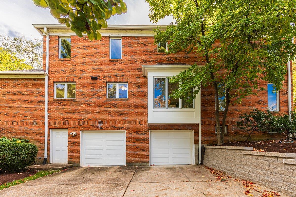 366 West Point Court