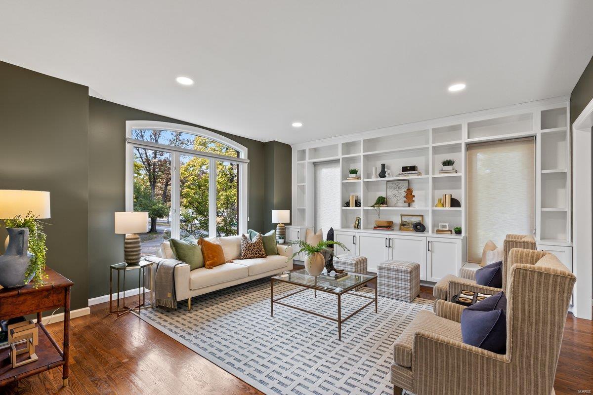 366 West Point Court