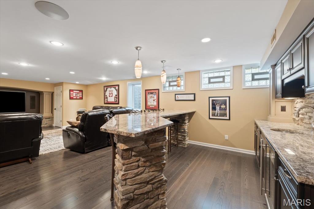 1346 Wellington View Place