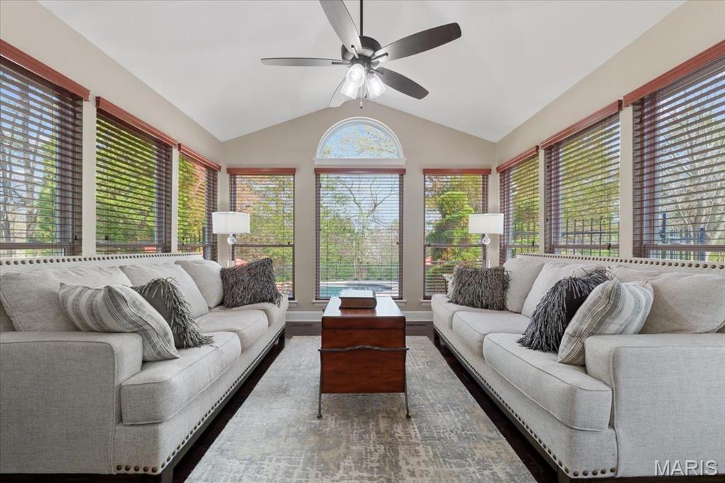1346 Wellington View Place
