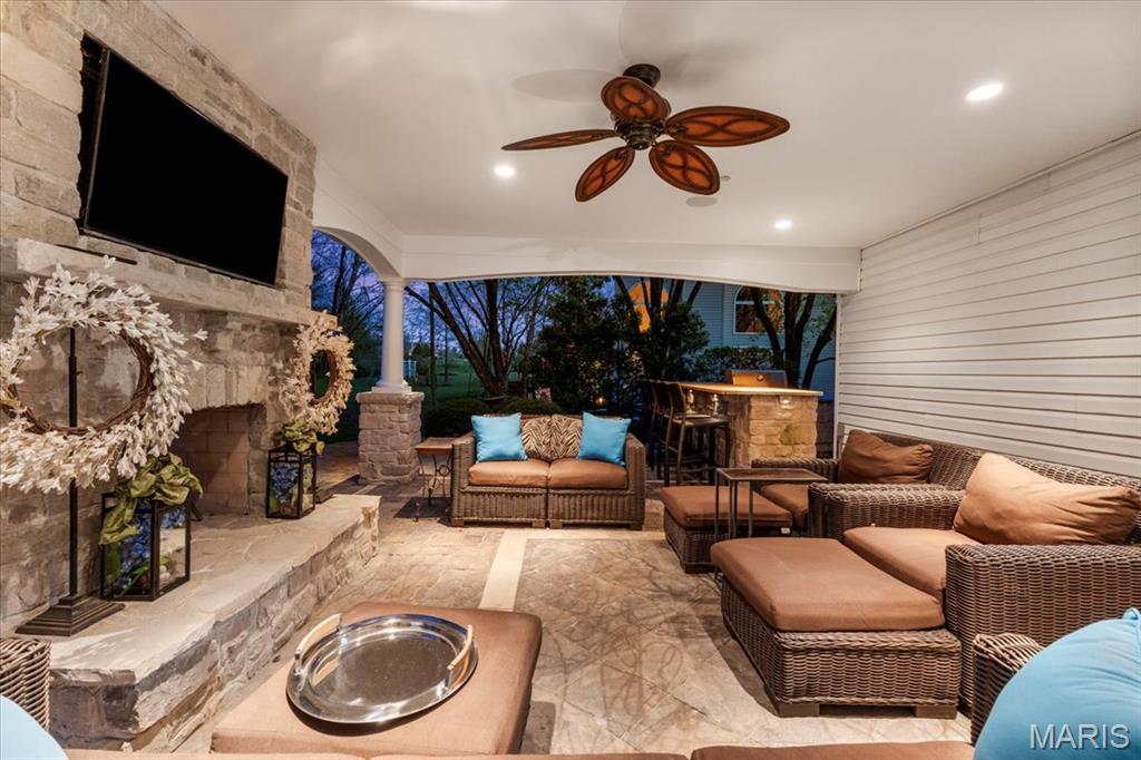 1346 Wellington View Place