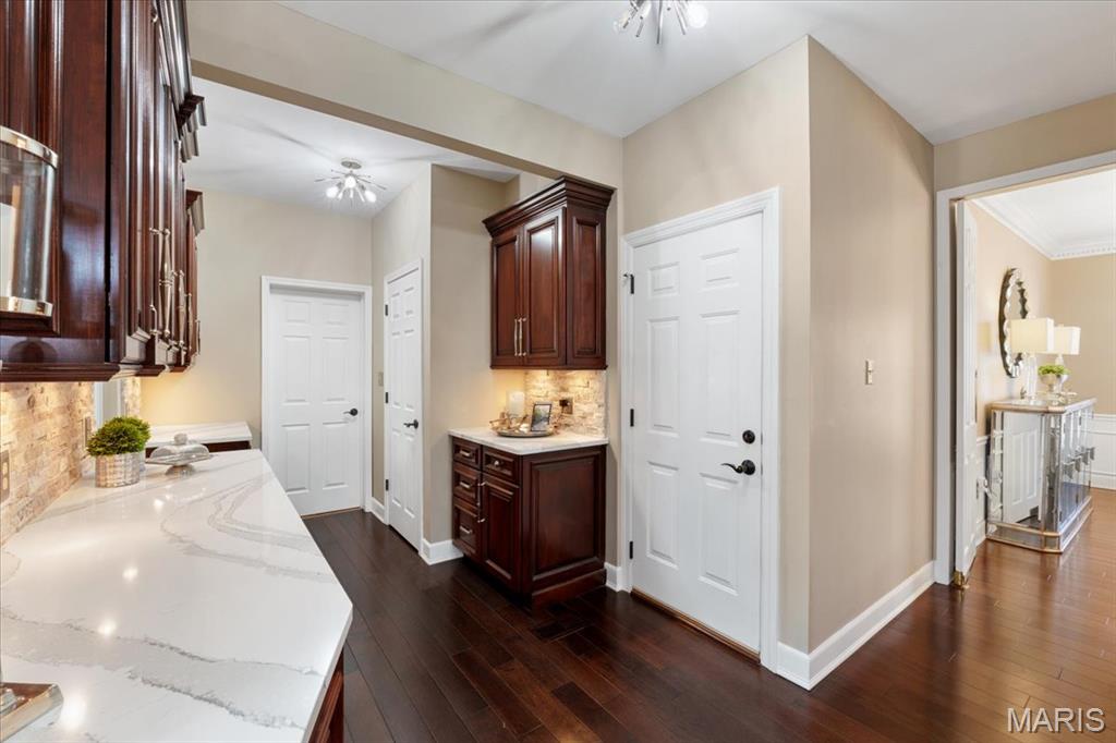 1346 Wellington View Place