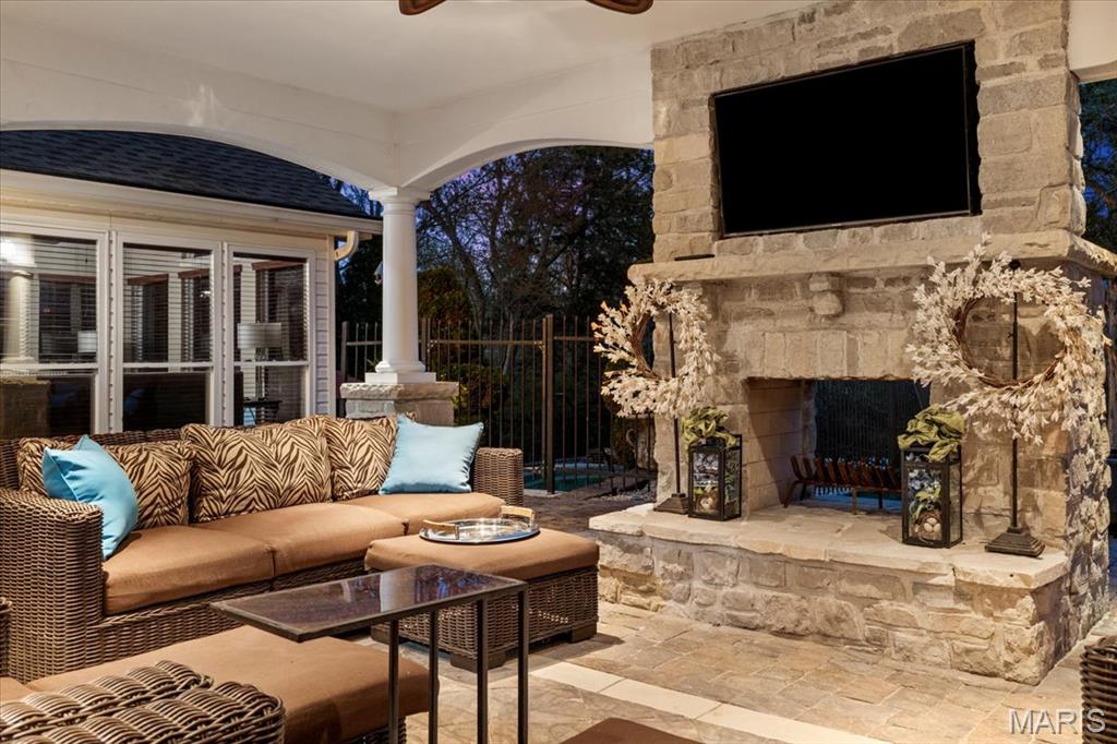 1346 Wellington View Place
