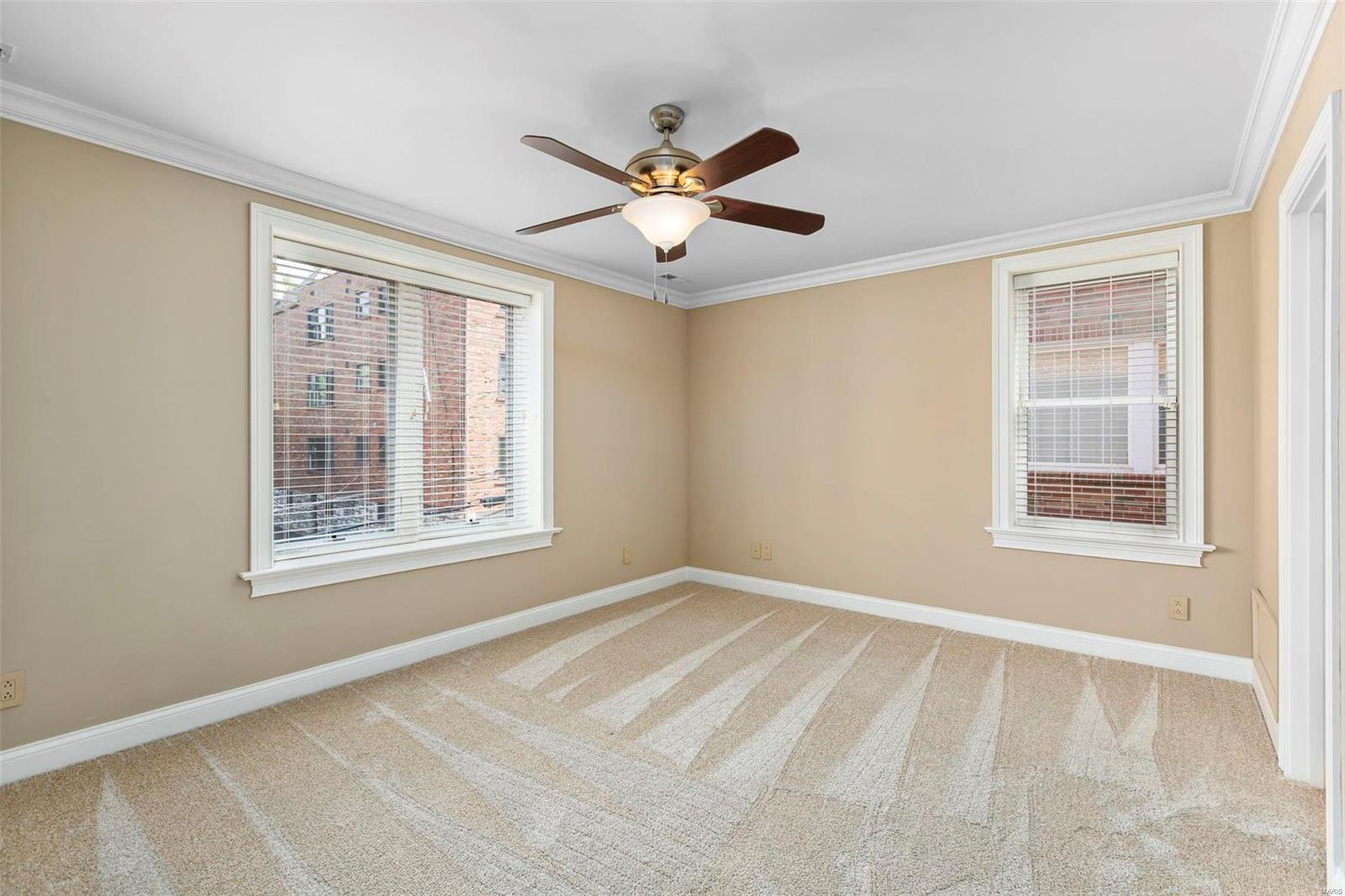 7527 Oxford Drive Unit: 2E