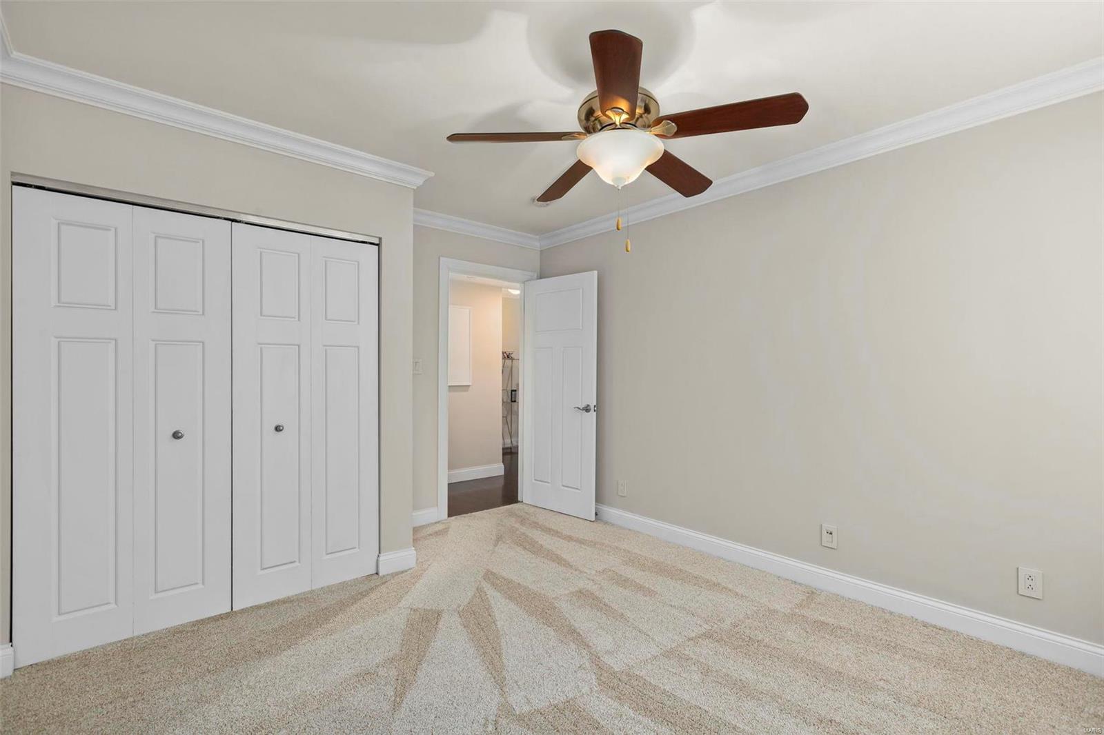 7527 Oxford Drive Unit: 2E