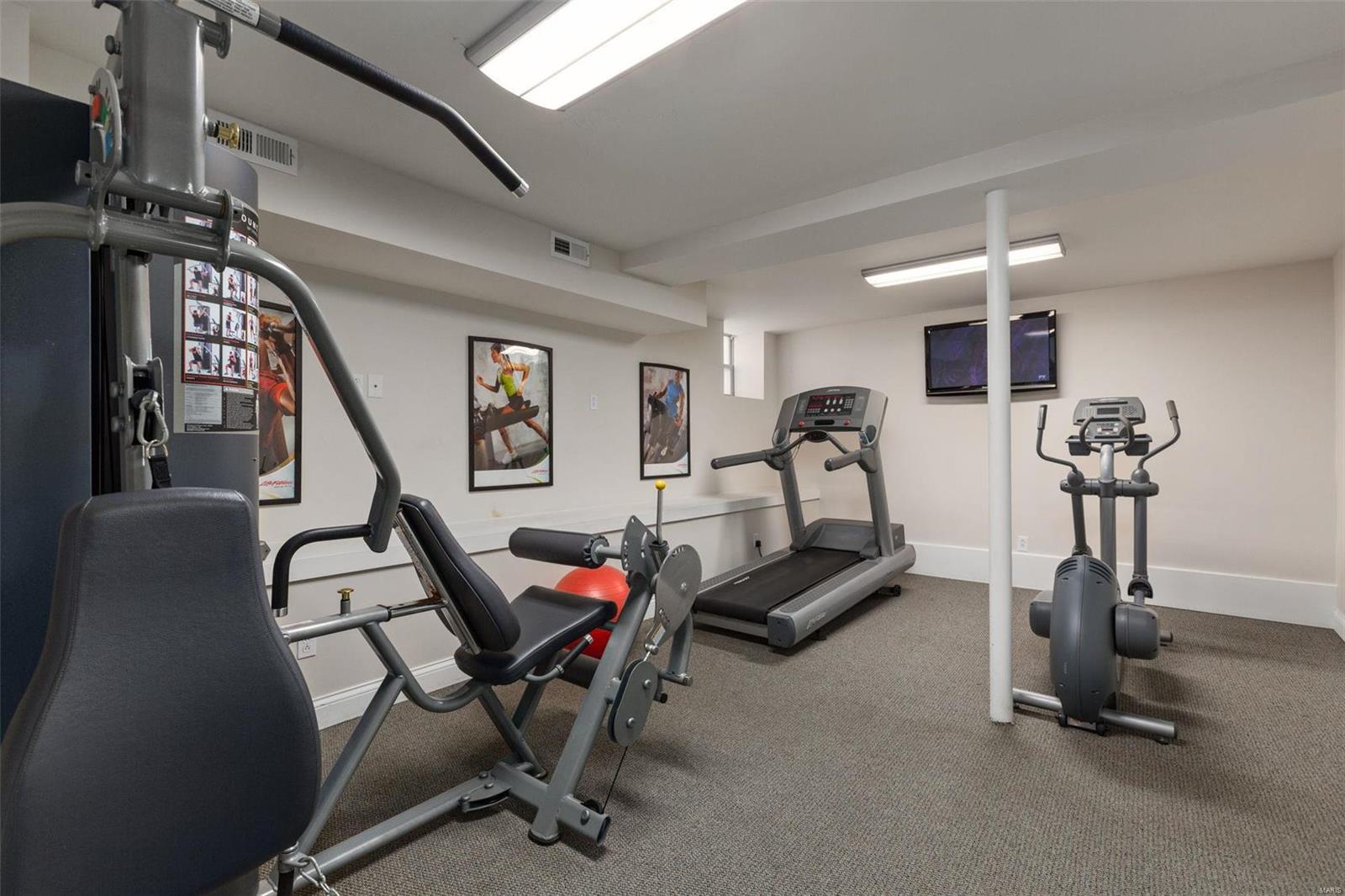 7527 Oxford Drive Unit: 2E