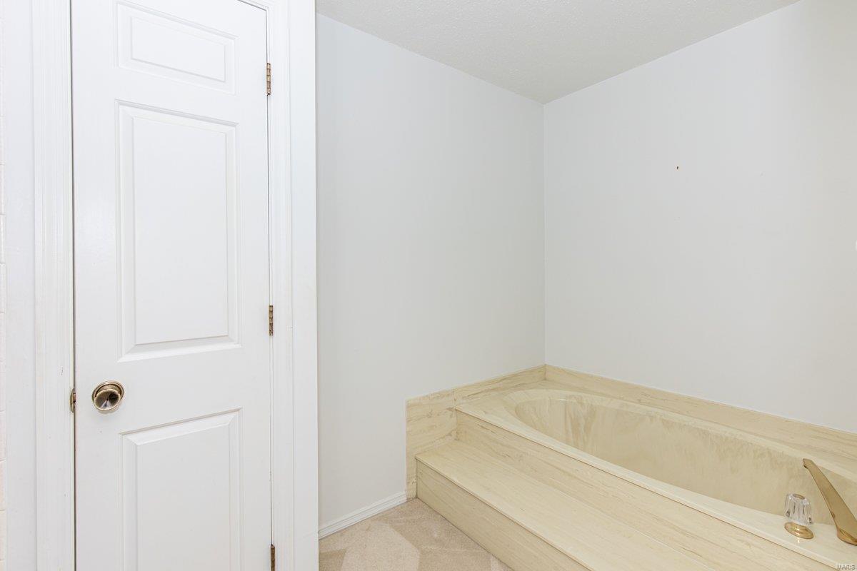 1010 Thoreau Court Unit: 211