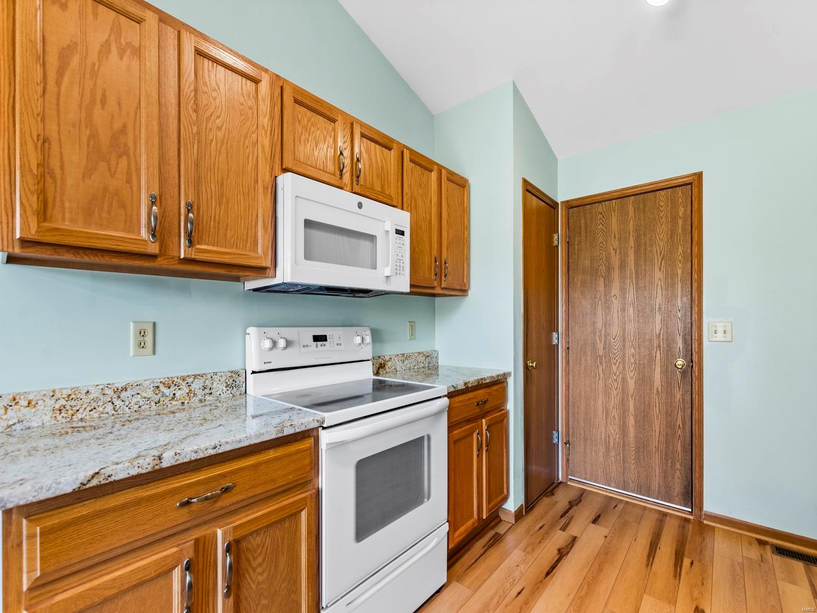 15 Fairway Estates Court