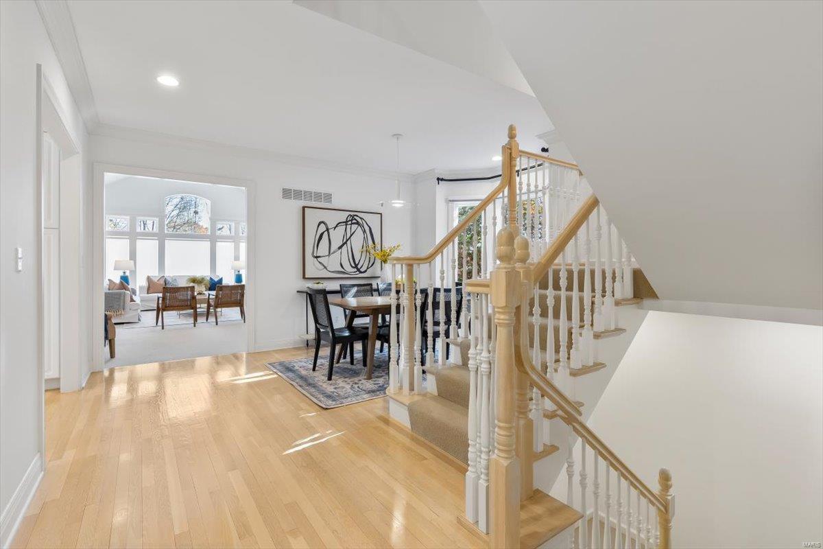 206 N Bemiston Avenue