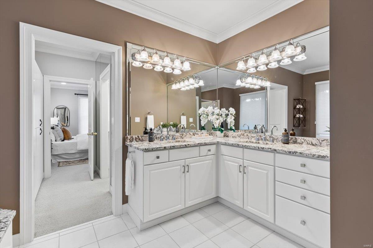 206 N Bemiston Avenue