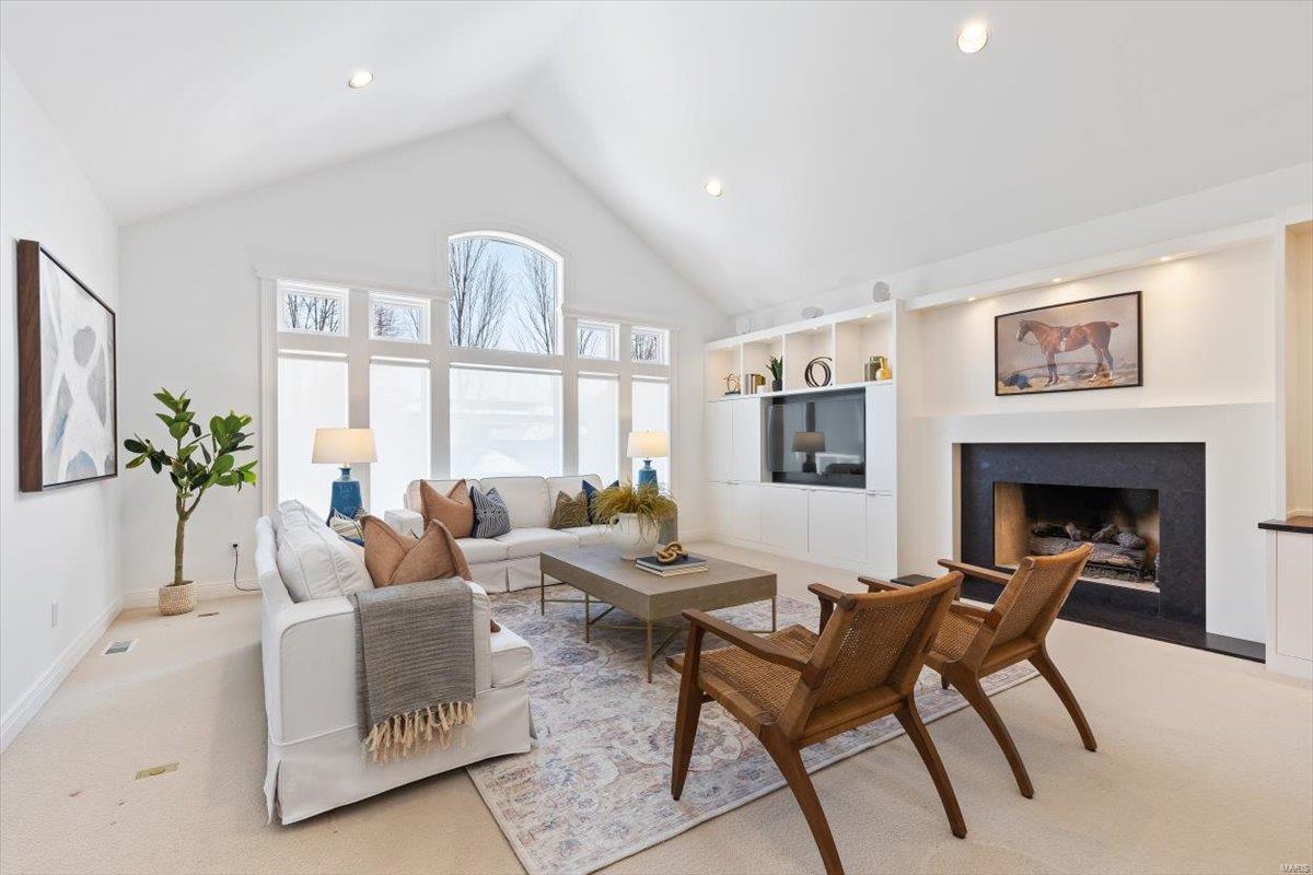 206 N Bemiston Avenue