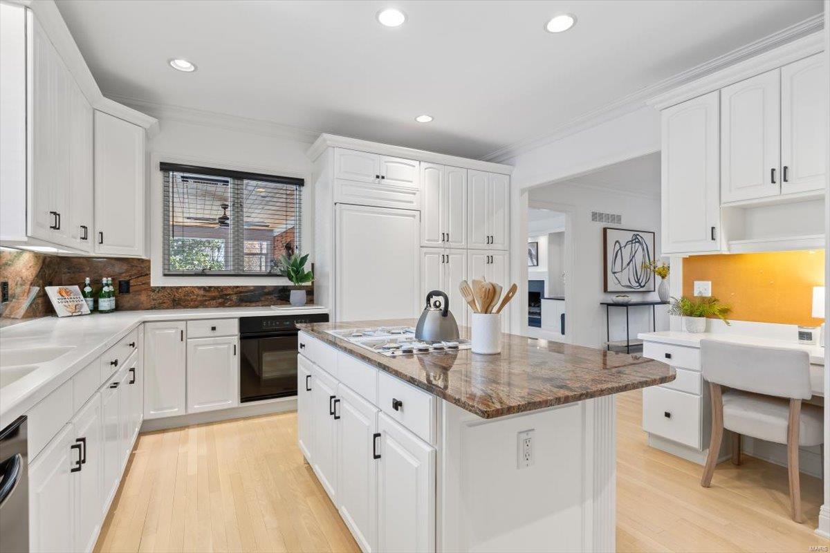 206 N Bemiston Avenue