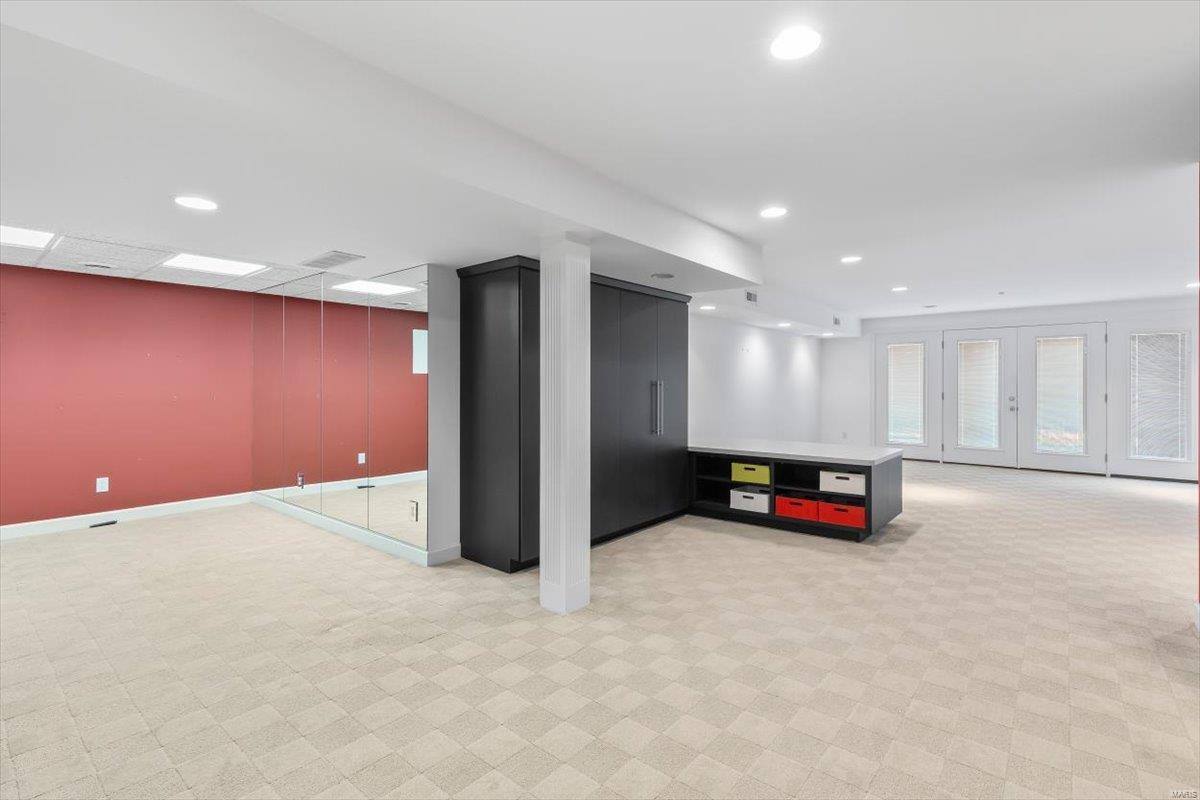 206 N Bemiston Avenue