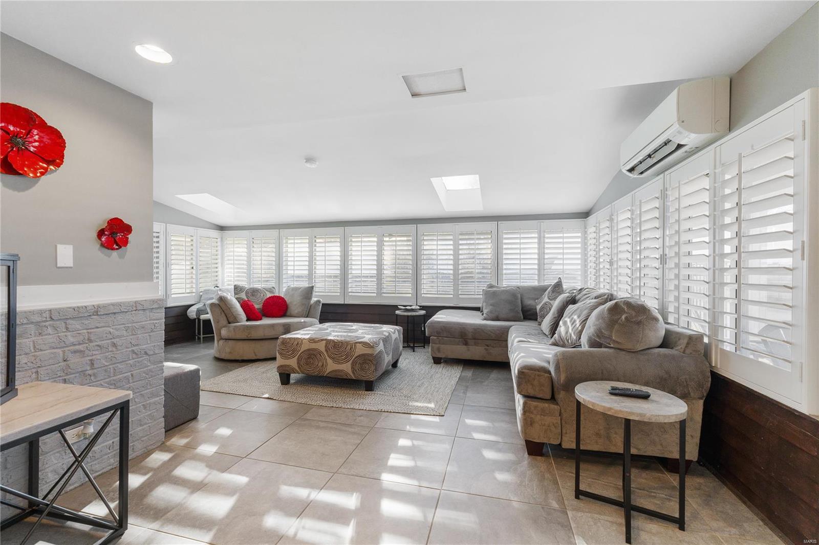 477 Hillbrook Drive