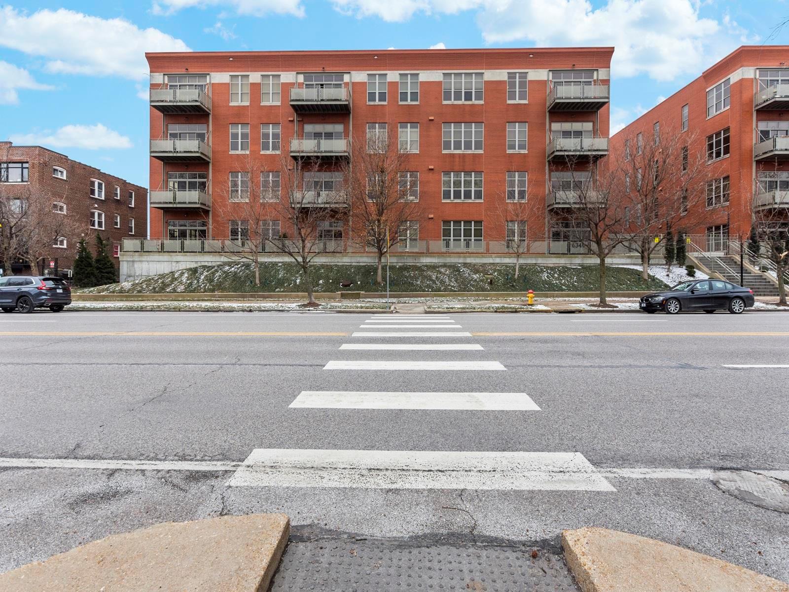 6340 Clayton Rd. Unit: 406