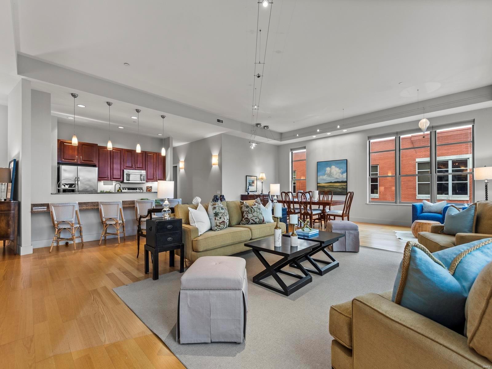 6340 Clayton Rd. Unit: 406