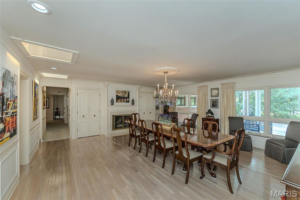 24 Twin Springs Lane