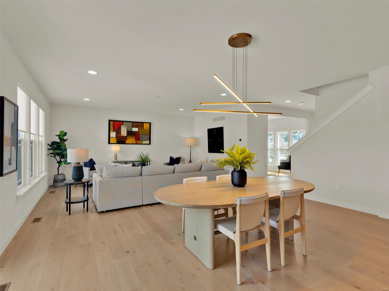 188 Oakleigh Park Lane