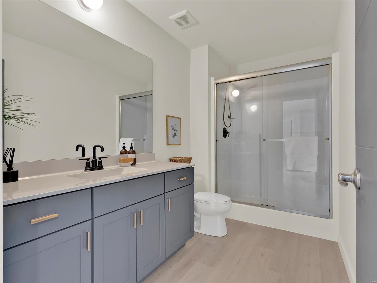 188 Oakleigh Park Lane