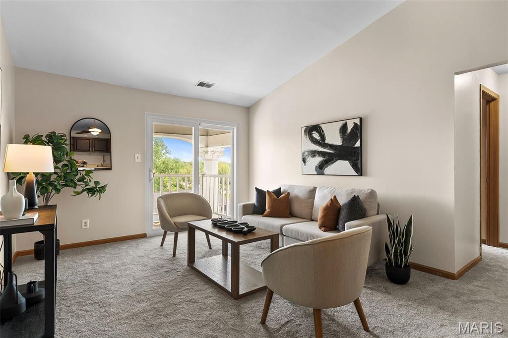 1247 Creve Coeur Crossing Lane Unit: J