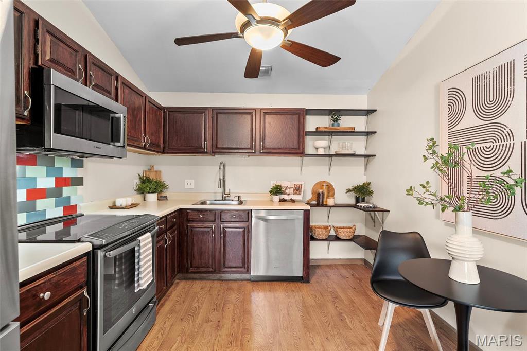 1247 Creve Coeur Crossing Lane Unit: J