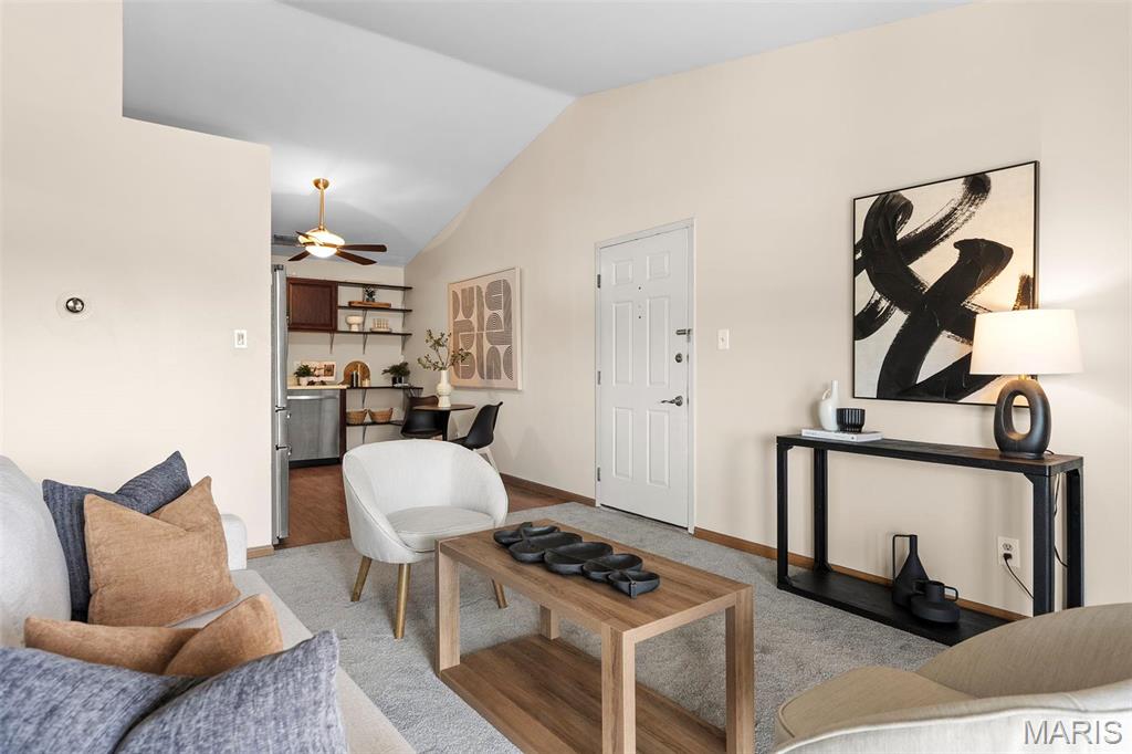 1247 Creve Coeur Crossing Lane Unit: J