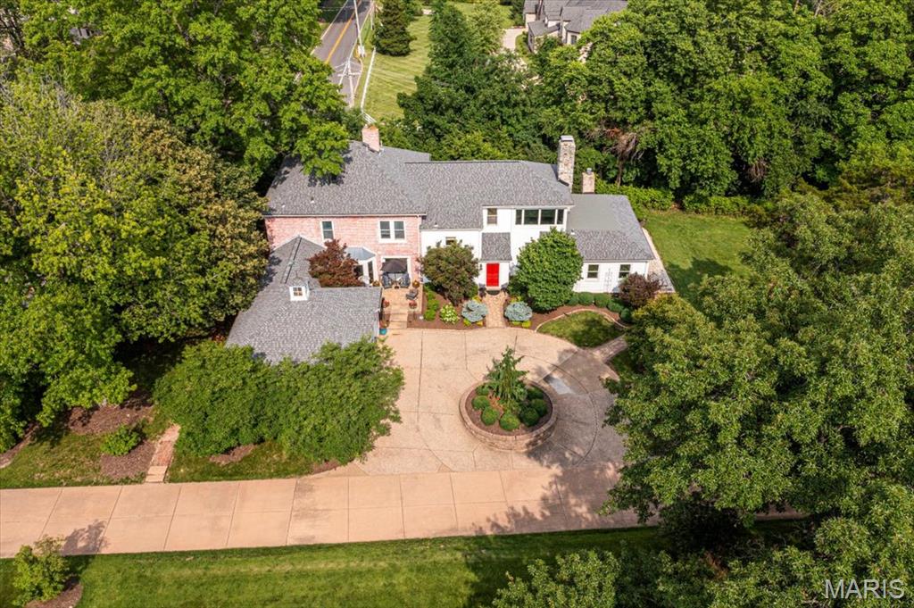 10002 Litzsinger Road