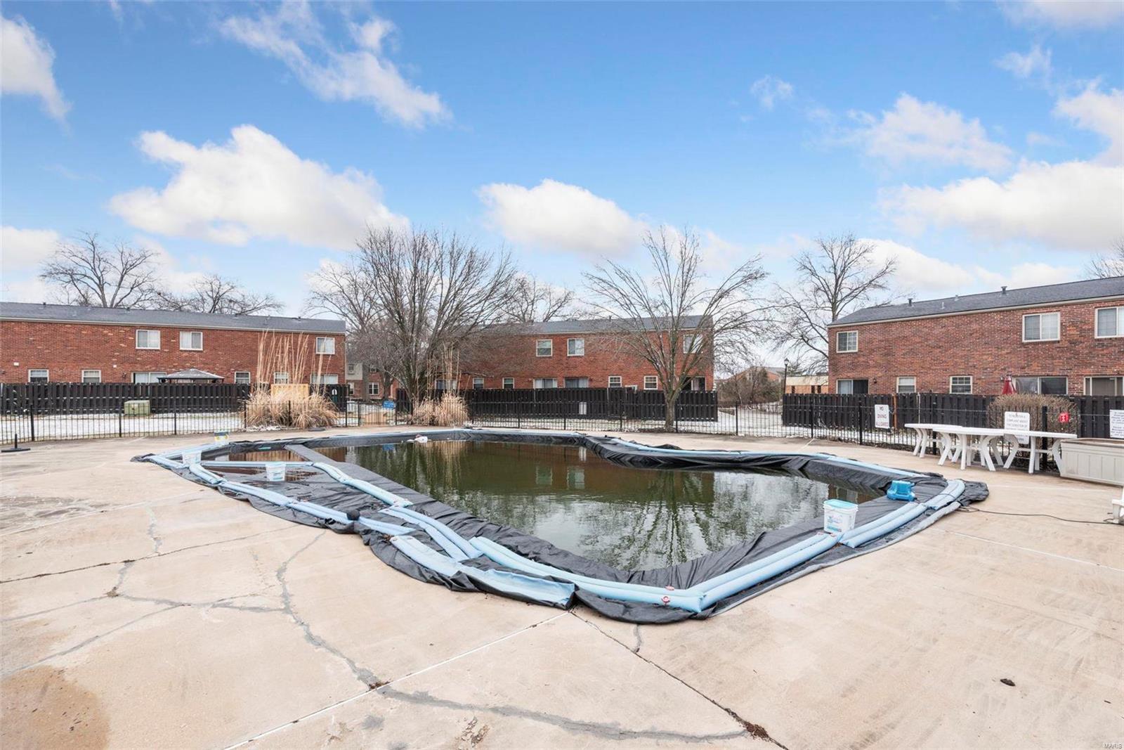 1203 Clarkson Court Unit: 1203