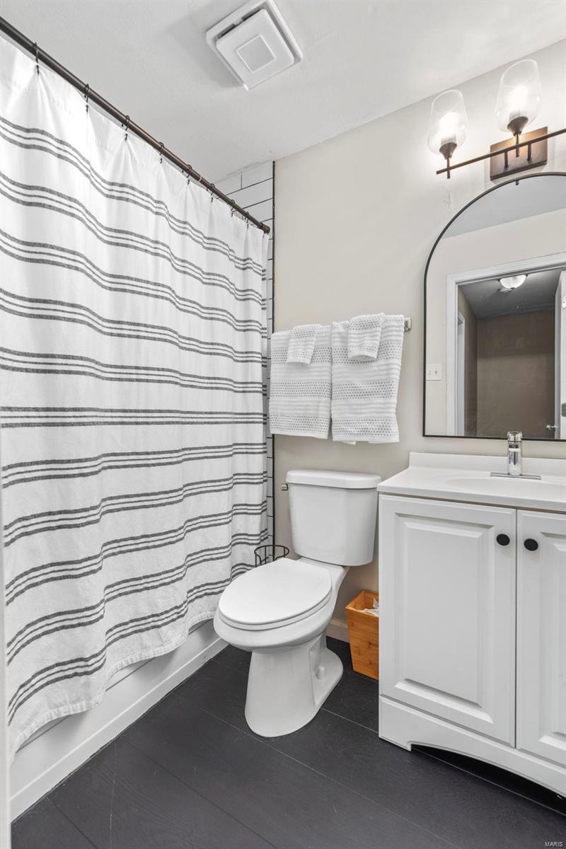 1203 Clarkson Court Unit: 1203