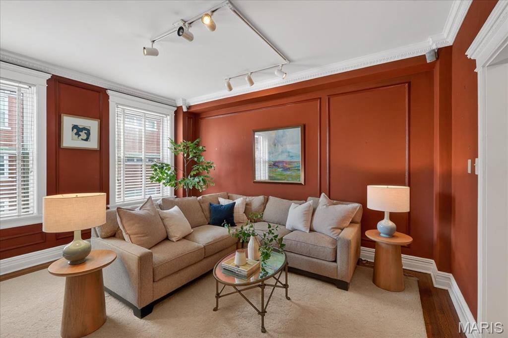 4954 Lindell Boulevard Unit: 6E